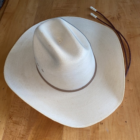 Atwood Accessories Atwood Hereford Low Crown Cowboy Hat 7 2 Poshmark